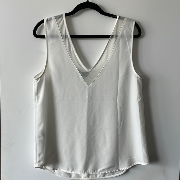 V neck Mesh Top - Picture 1 of 2